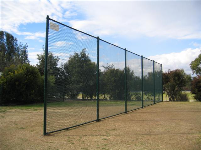 Sporting screen/barrier - Black PVC Chainwire